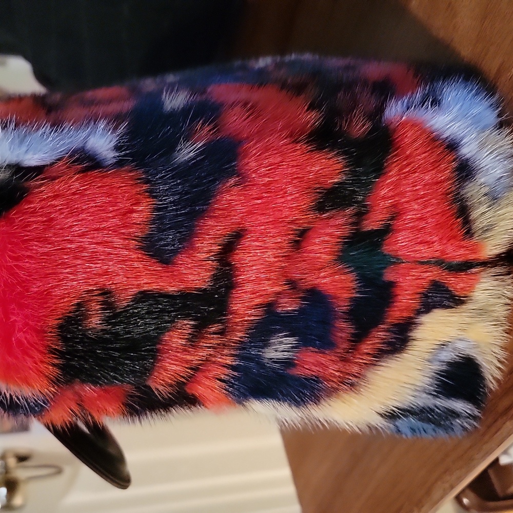 Limited Edition NAMSA LEUBA Dior Art Red and Black Mink Fur Handbag - Picture 15 of 16